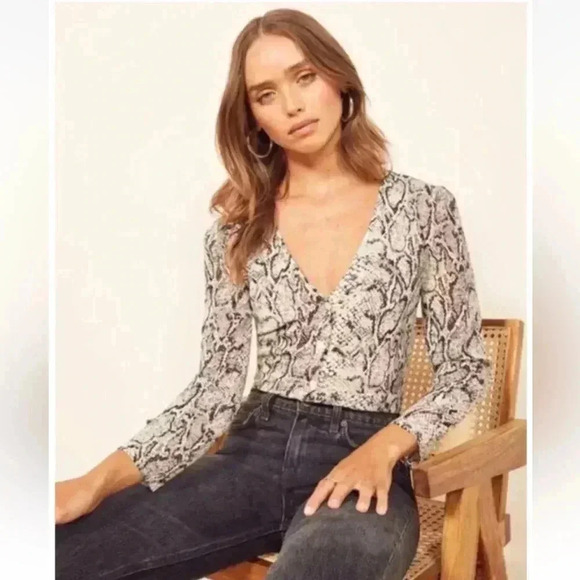 Reformation Jemma Snake Print Viscose Button Front Blouse Shirt Top Size 2 - Picture 1 of 10